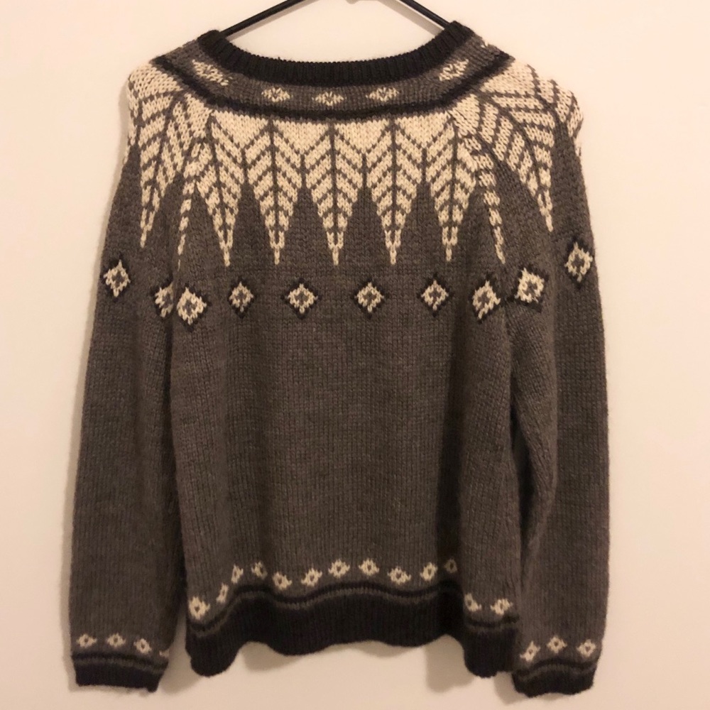 J. jill Fair Island Sweater- spectacular button! - Picture 2 of 4